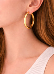 Classic Huggie Hoops 18K YG 4.28 / Size 1.5D / 18K Yellow Gold Twisted Rope Hoop Earrings