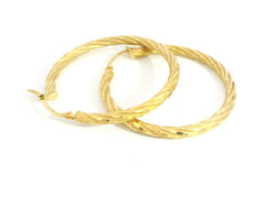 Twisted Hoops 18K YG 4,3 / Classic Polished Yellow Gold Engraved Hoop Earrings