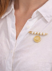 Pearl Pin With Fatima Medal 18K YG / Vintage Yellow Gold Engraved Brooch with Natural Round Pearl