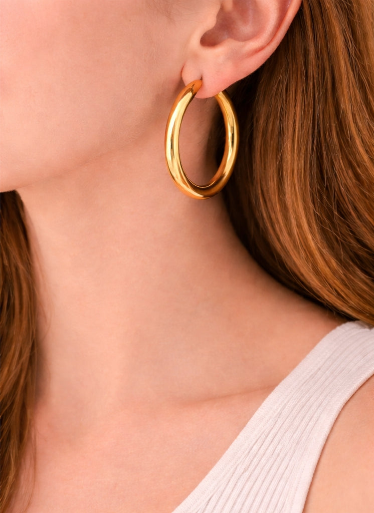 Classic Huggie Hoops 18K YG 4.28 / Size 1.5D / 18K Yellow Gold Twisted Rope Hoop Earrings