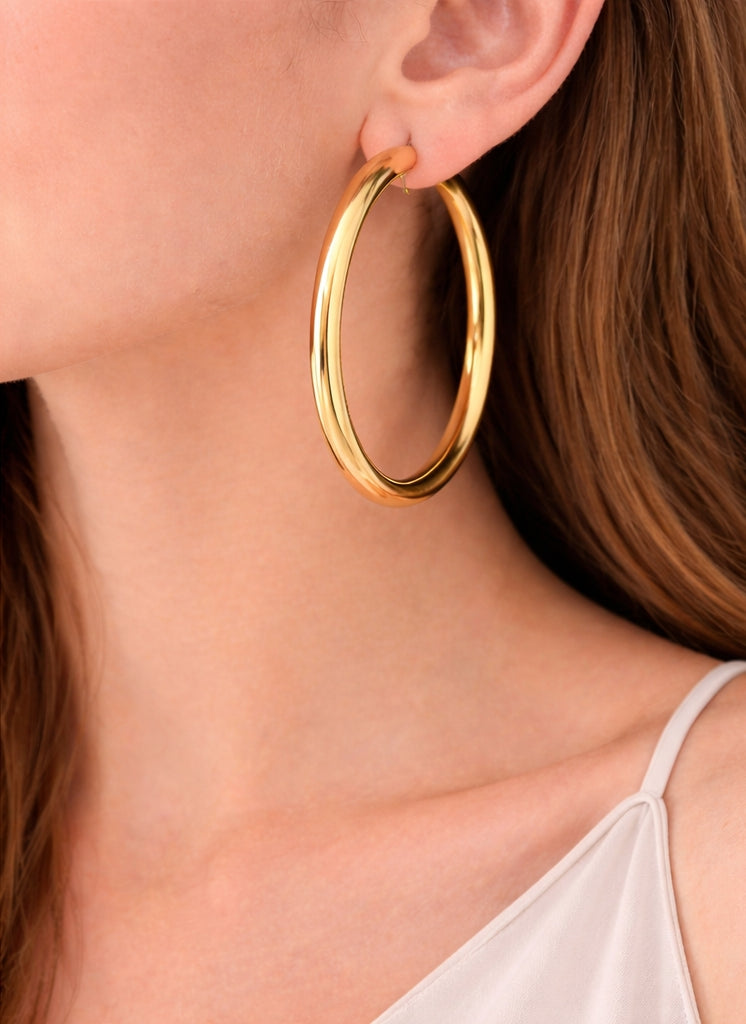 Classic Huggie Hoops 18K YG 5.60 5.65 / Size 2D / Classic High-Polish Yellow Gold Rounded Hoop Earrings