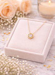 Hexagon Diamond Necklace 18K YG 0.67 D 0.08 / Elegant Gold Hexagon Pendant Necklace