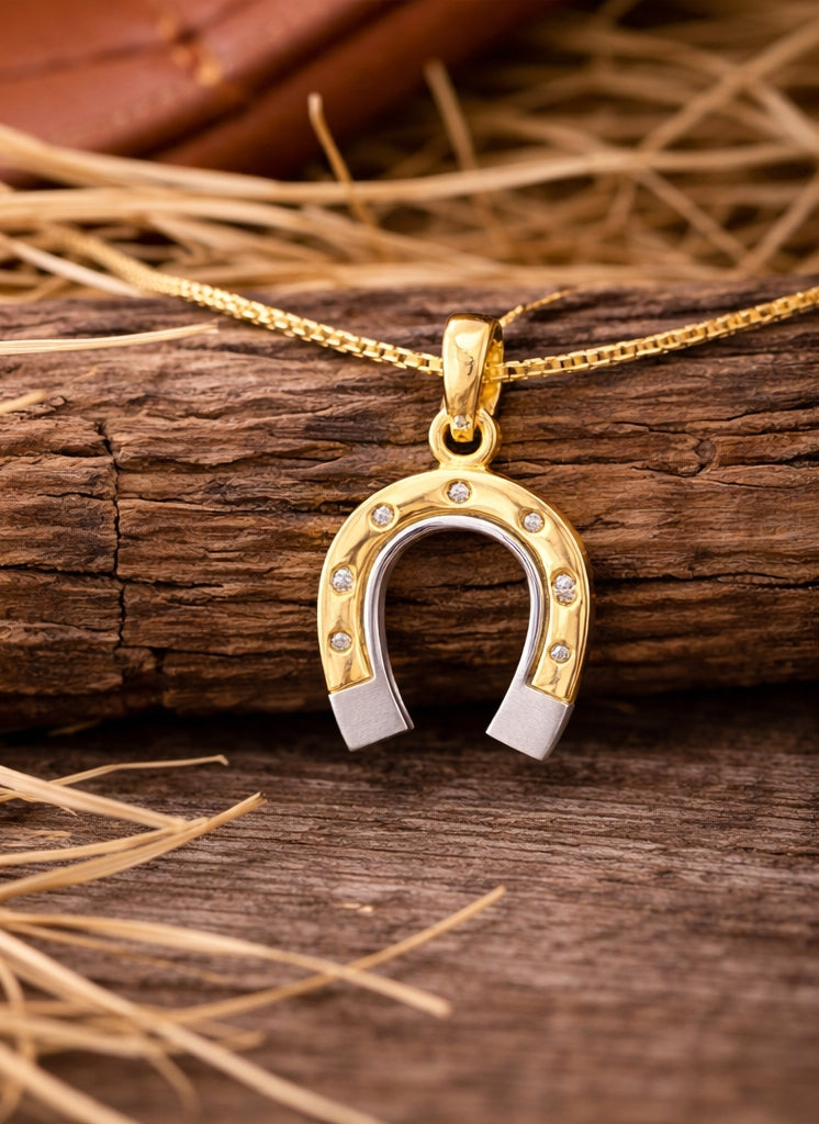Horseshoe Pendant 18K YWG 2,6 / Romantic Heart Padlock Charm Necklace in Polished Yellow Gold