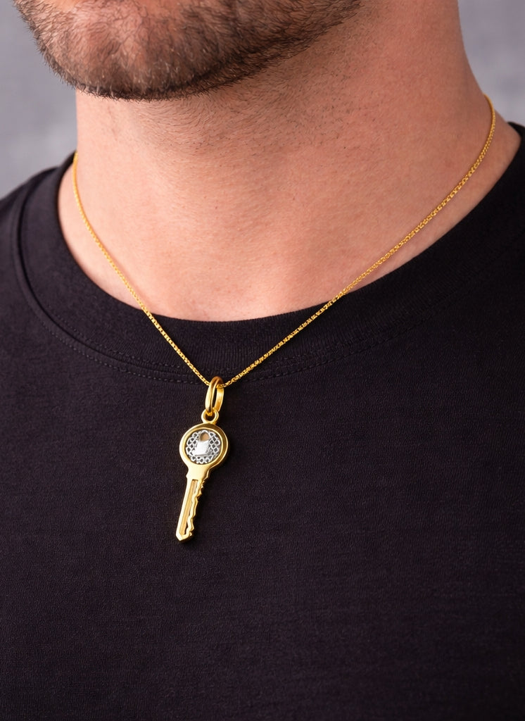 Key Pendant 18K YWG 1,9 / Elegant Yellow Gold Spherical Charm Necklace