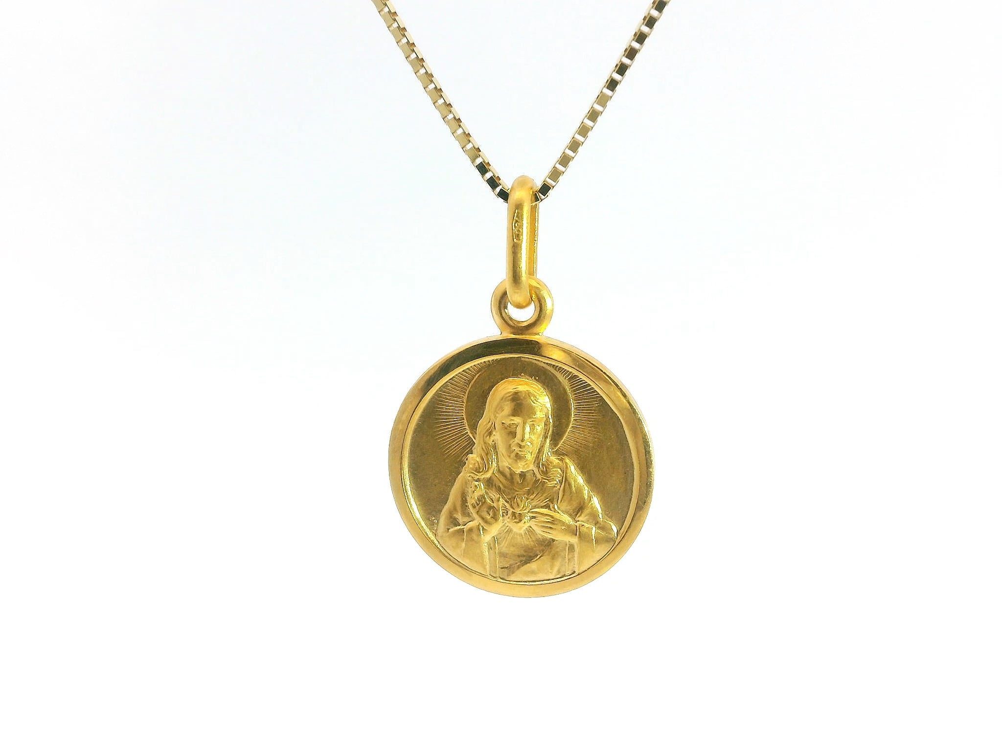 Classic Yellow Gold High-Polish Link Chain Necklace
