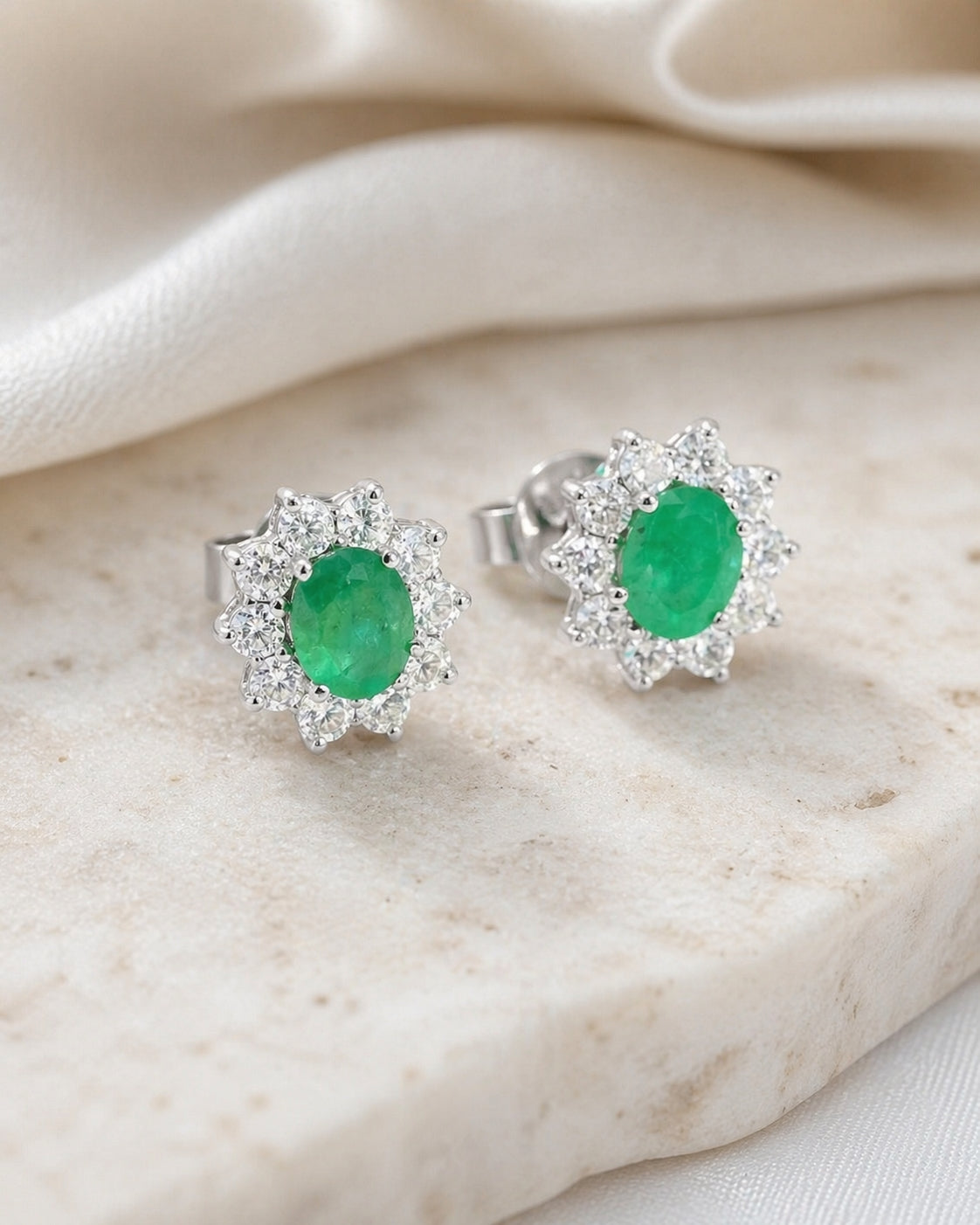 Oval Emerald Diamonds Flower Earring 18K WG 1.27 / D 0.51 / 0.59 / Oval Green Emerald and Round Brilliant Diamond Stud Earrings in White Gold